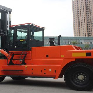 28-32t High-Capacity Diesel Forklifts