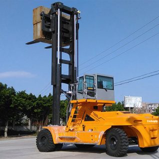 40t-50t High-Capacity Diesel Forklifts